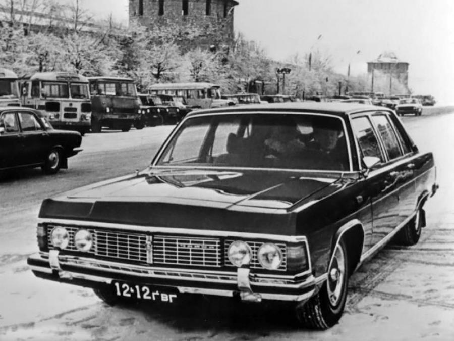  ГАЗ-14 Чайка 1976 года  (фото 8 из 20)